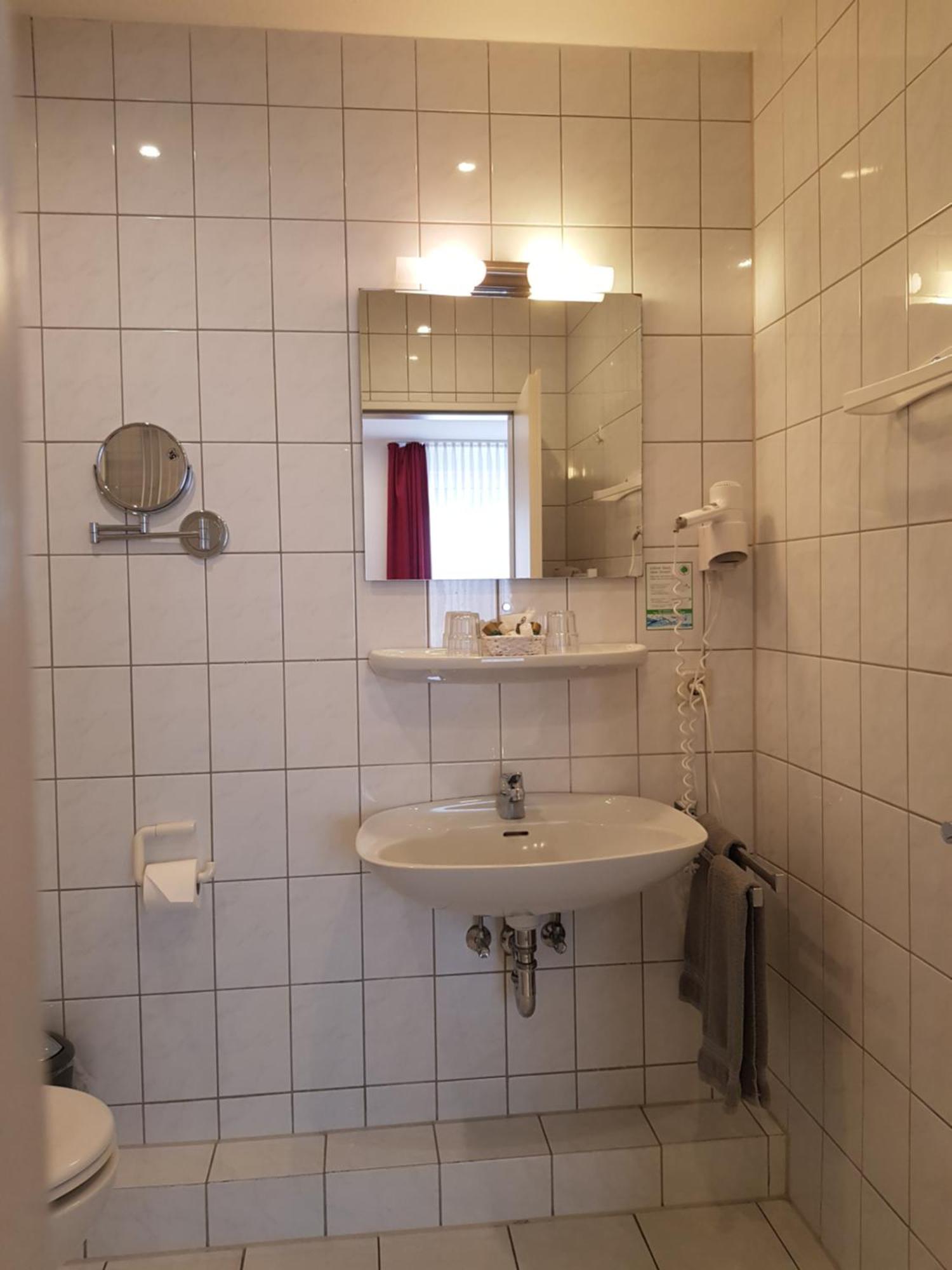 Hotel Muehleneck Schortens Exteriör bild