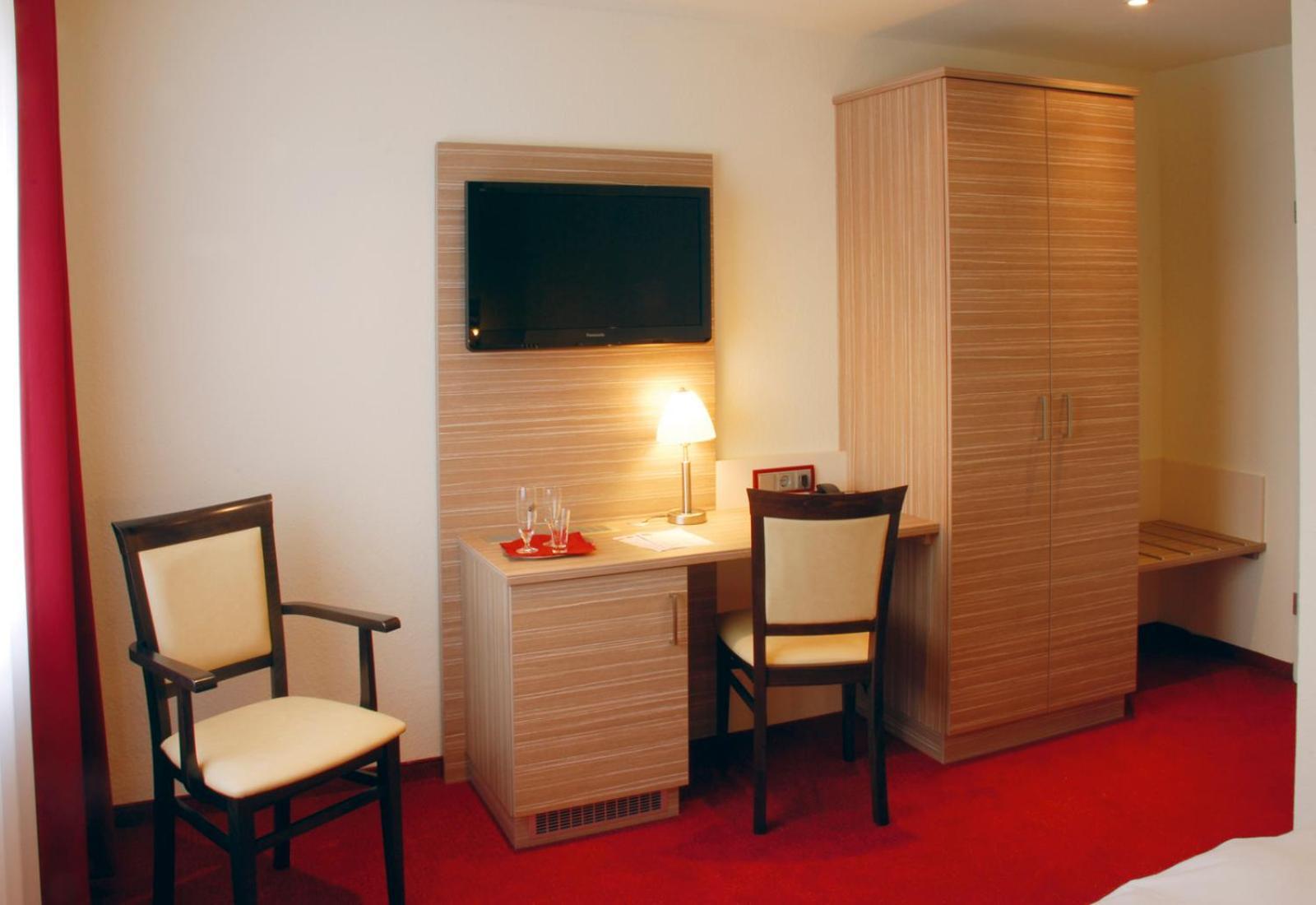 Hotel Muehleneck Schortens Exteriör bild