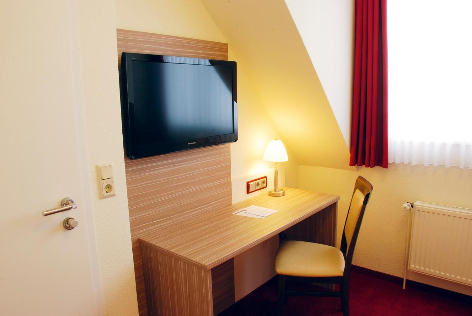Hotel Muehleneck Schortens Exteriör bild