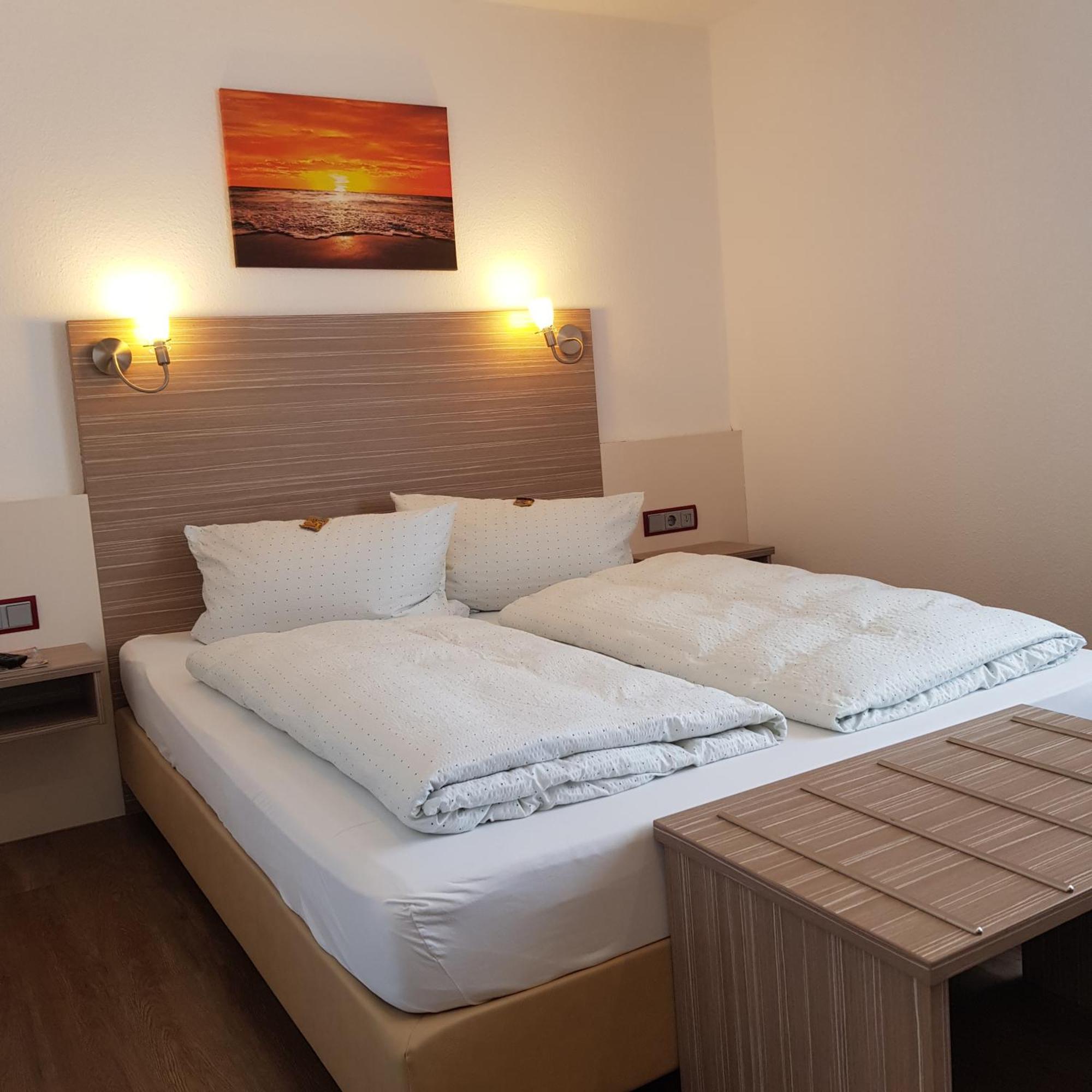 Hotel Muehleneck Schortens Exteriör bild