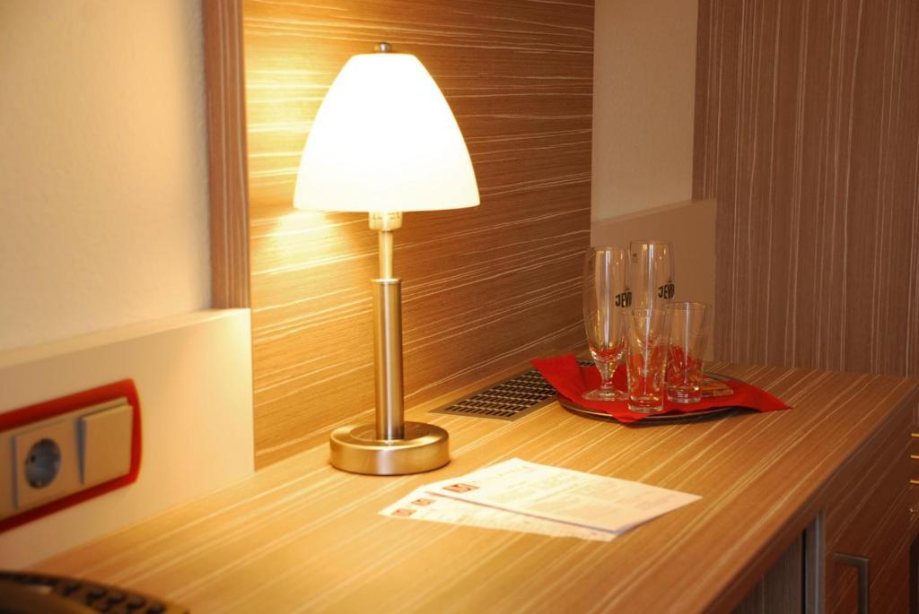 Hotel Muehleneck Schortens Rum bild